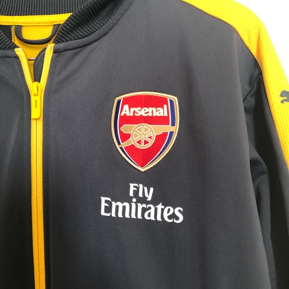 Men’s (unisex) size large Arsenal FC Jackets.❤️ - Picture 2 of 4